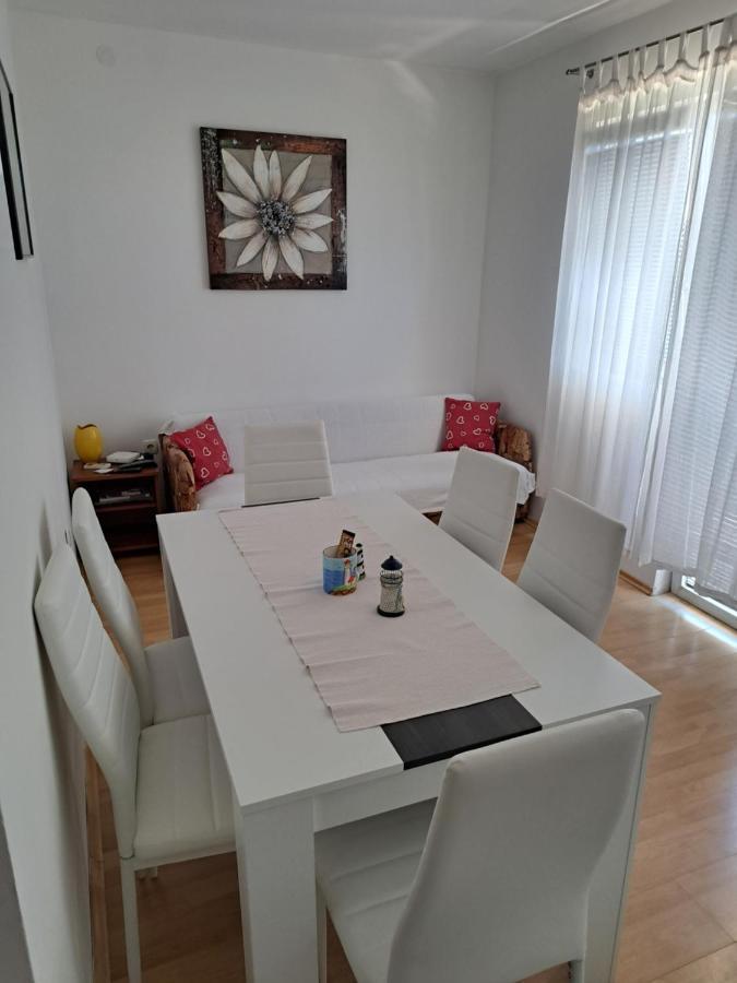 Apartmani Postonjski Privlaka  Exterior foto